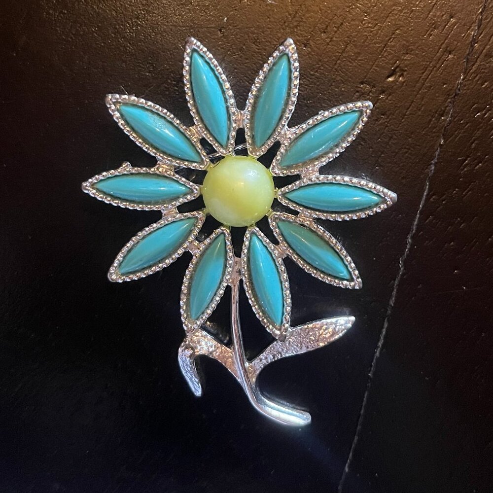 Vintage Silver tone Sarah Coventry Daisy Time Brooch Turquoise and Lime